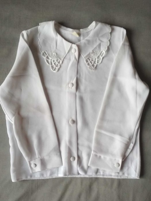 Біла блузка 1-4 клас