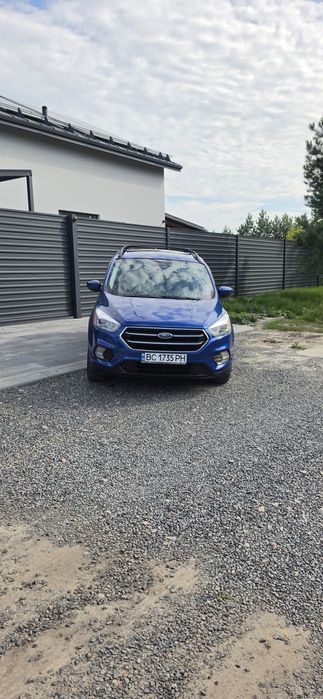 автомобиль  ford escape
