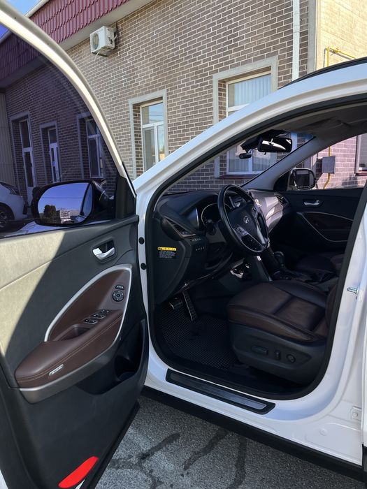 Hyundai Santa FE 2016 VIN KMHSW81UDHU746429 фото оголошення 7 з 24