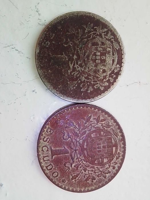 Moedas antigas escudos e reis