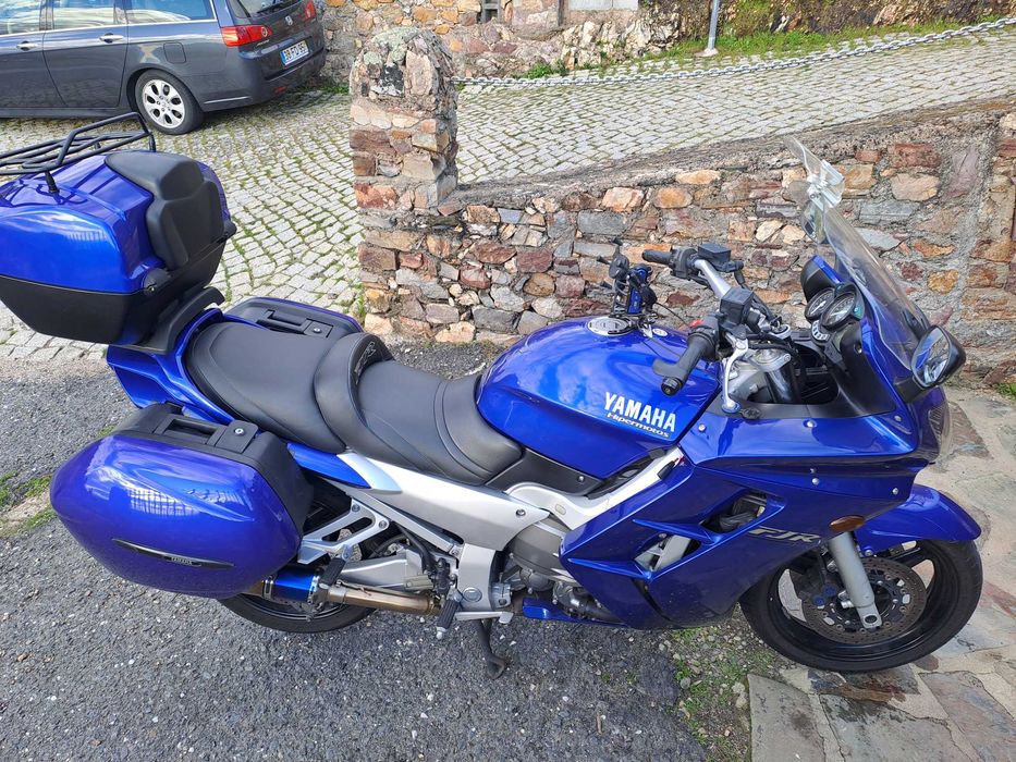 Yamaha FJR1300 poucos kms