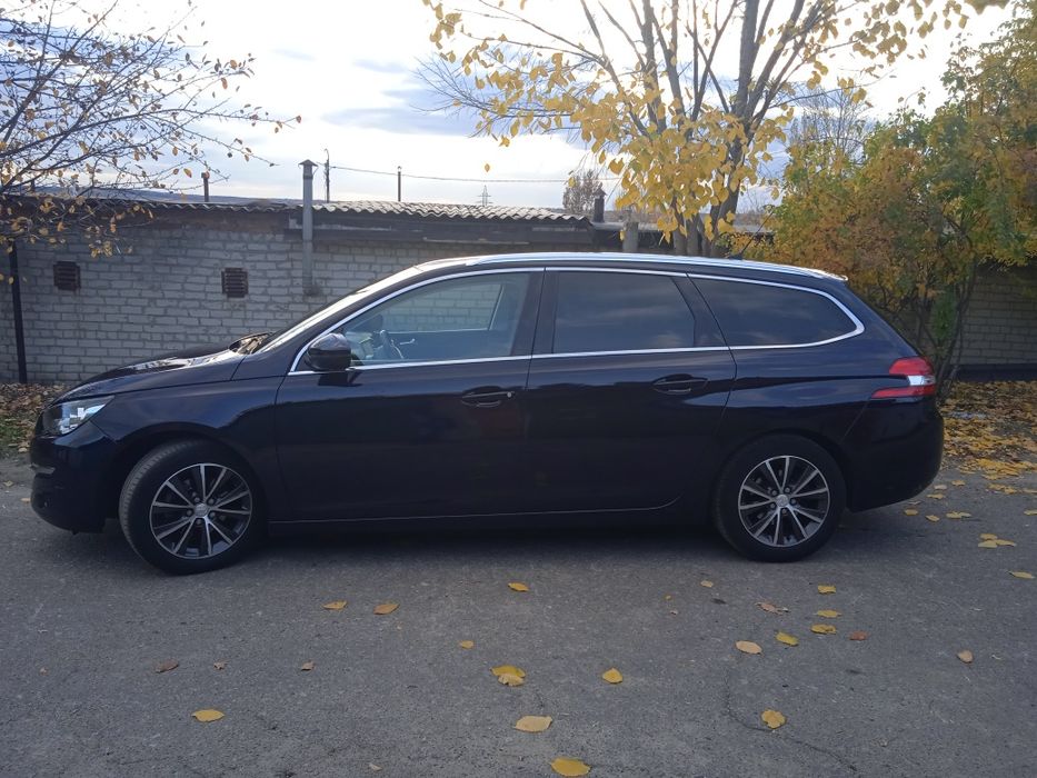 Автомобиль Peugeot 308 Т9