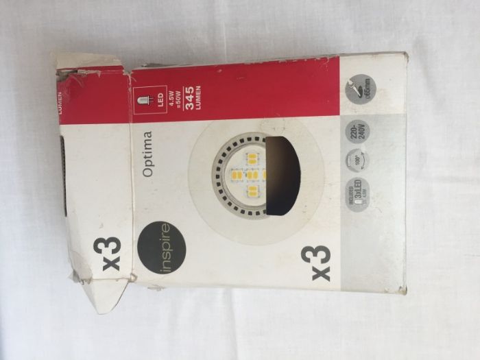 set de 3 lâmpadas LED novo