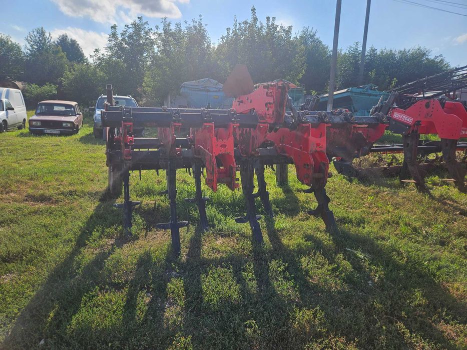 Глибокорозпушувач Quivogne-SSDR 7-300