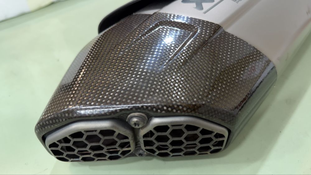 Escape Akrapovic Ducati Multistrada v4 2025