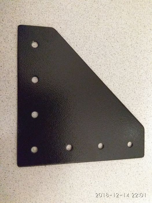 Угловой кронштейн для сборки 3д принтера. Сталь. Толщина 2,5 мм