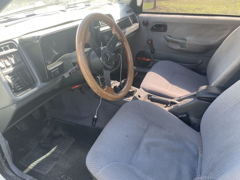 Продам Форд Сієрра 1.6