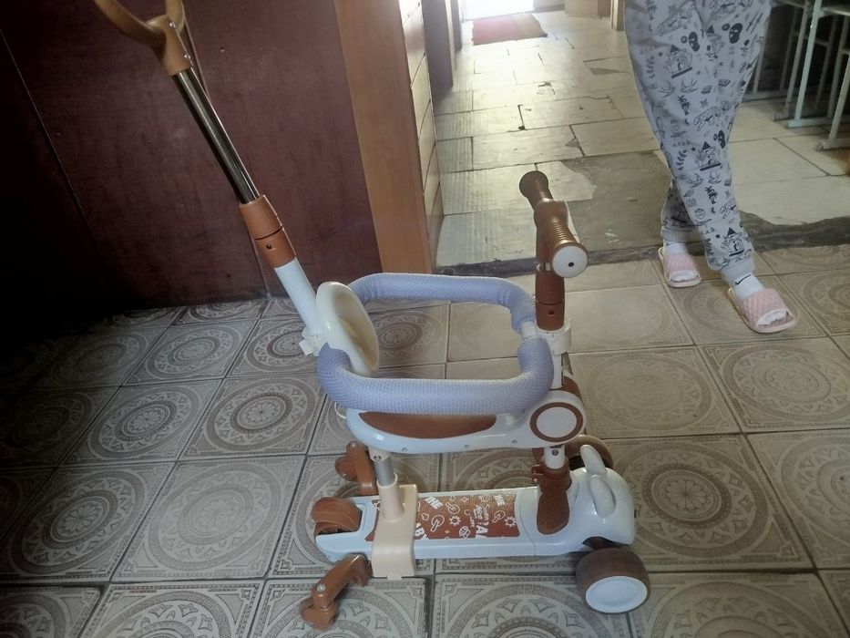 Продам детский самокат