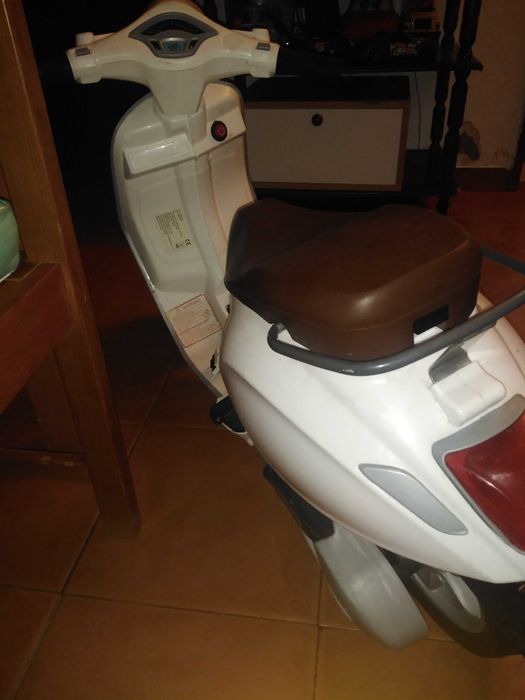 mota a bateria para crianças