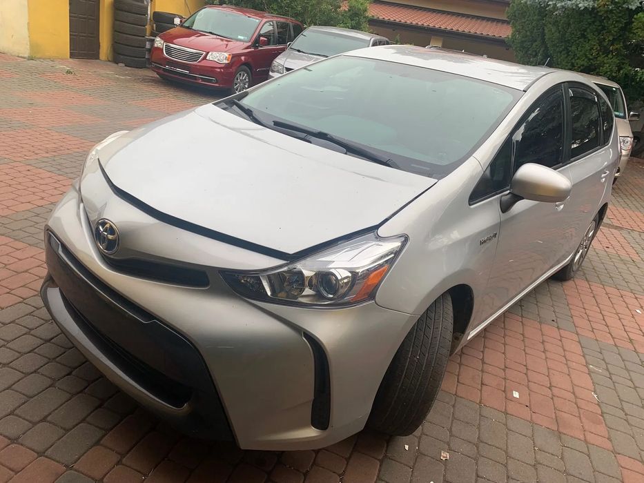 Toyota Prius+ PRIUS Plus +V+ Prius V USA 5 osób Zadbany