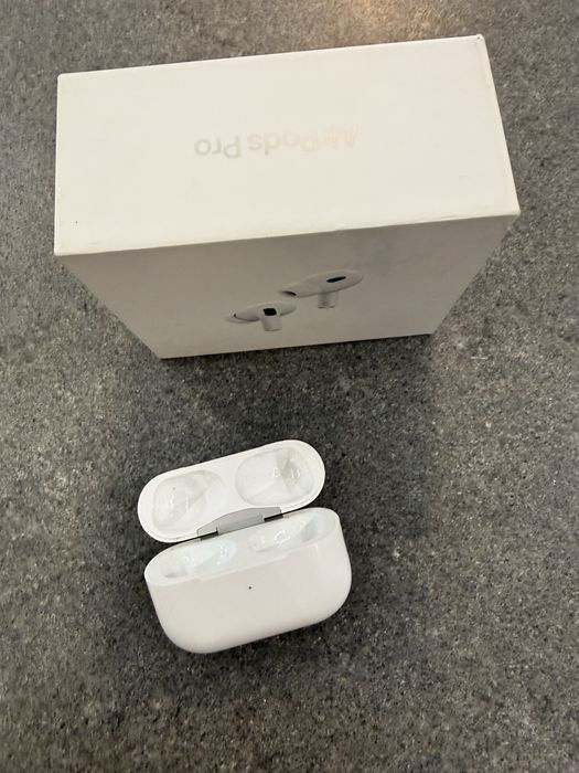 Кейс для навушників airpods 2d generation USB-C