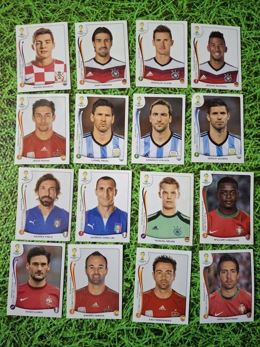 +200 cromos World CUP Brasil 2014