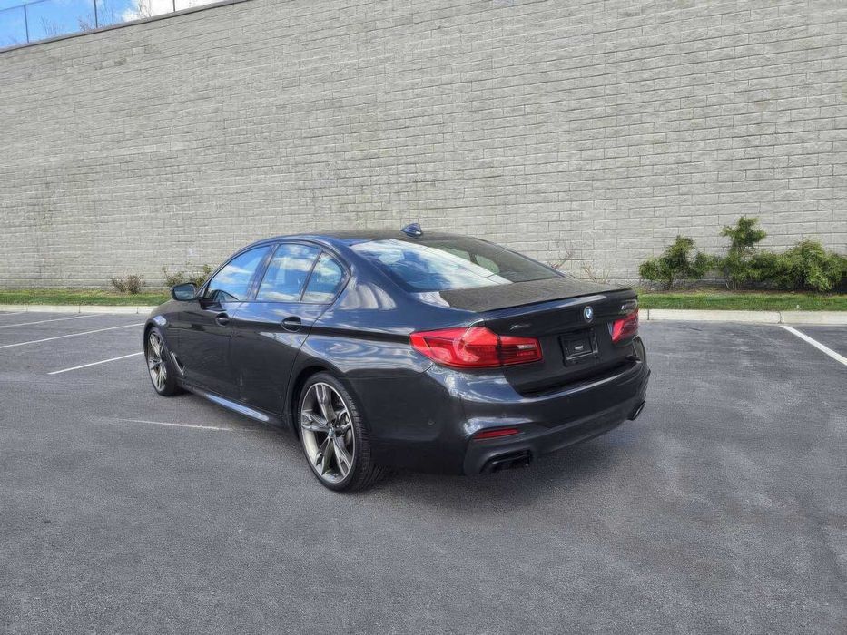 BMW 5 Series M550i xDrive      2020