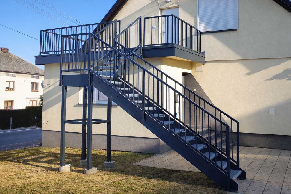 Konstrukcje stalowe i zadaszenia | Pomiar – wykonanie – montaż