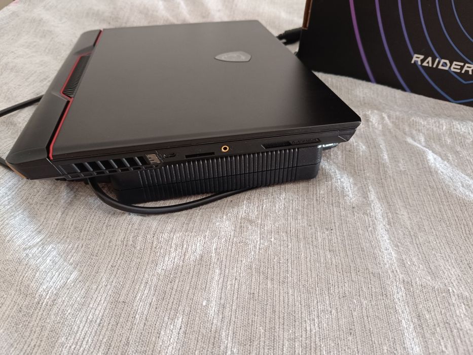 Portátil Gaming MSI Raider GE78HX 13VH i7 de 13a Geração, NVIDIA 4080 + Oferta