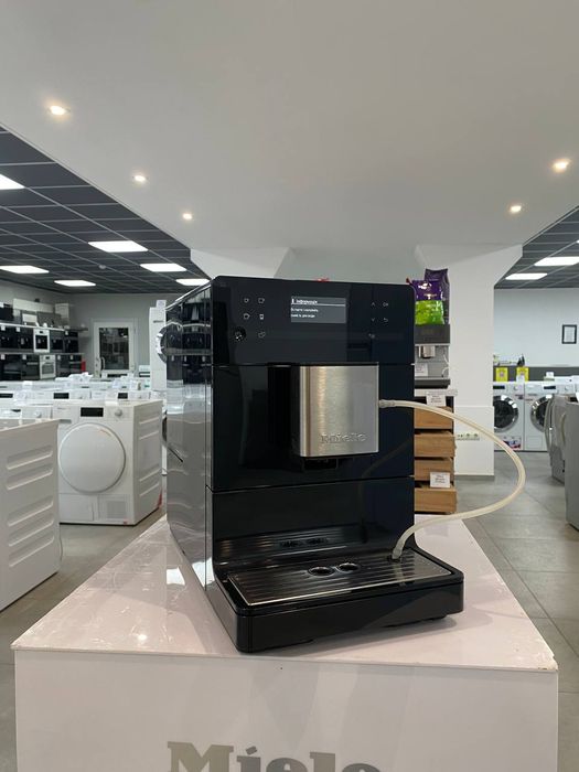 Кавомашина Miele CM 5400