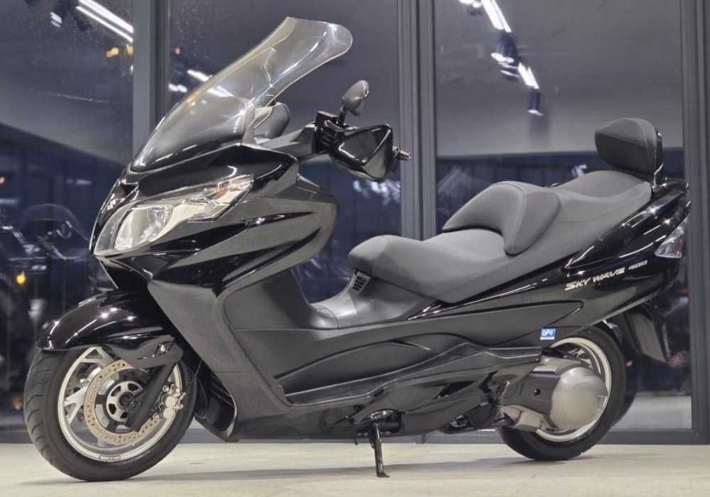 Максі-скутер Suzuki Skywave 400-CK44A 2008 Пробіг: 26 409 км ідеал