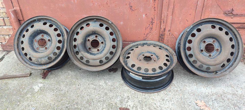 Диски на Опель 5Х110, R 15  ET 49