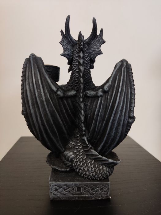 Figura Miniatura Dragão para pousar vela