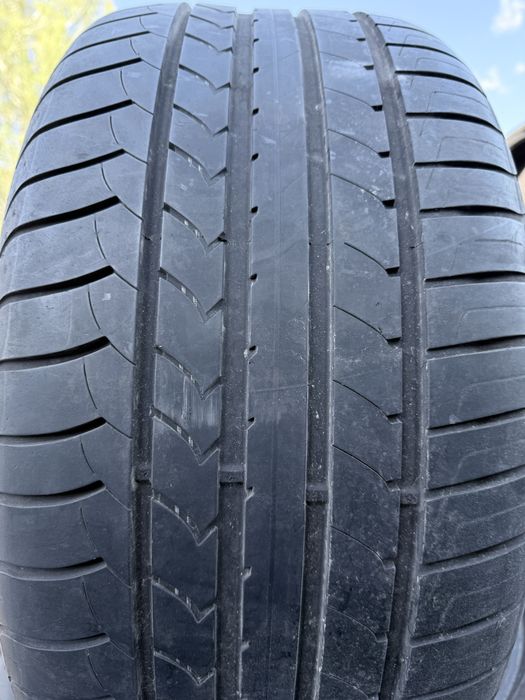 Хороші шини літні 275/40/19 Goodyear  Runflat