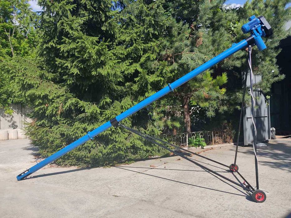 Транспортер для зерна. Шнековый погрузчик. Шнек 108х8000х380В