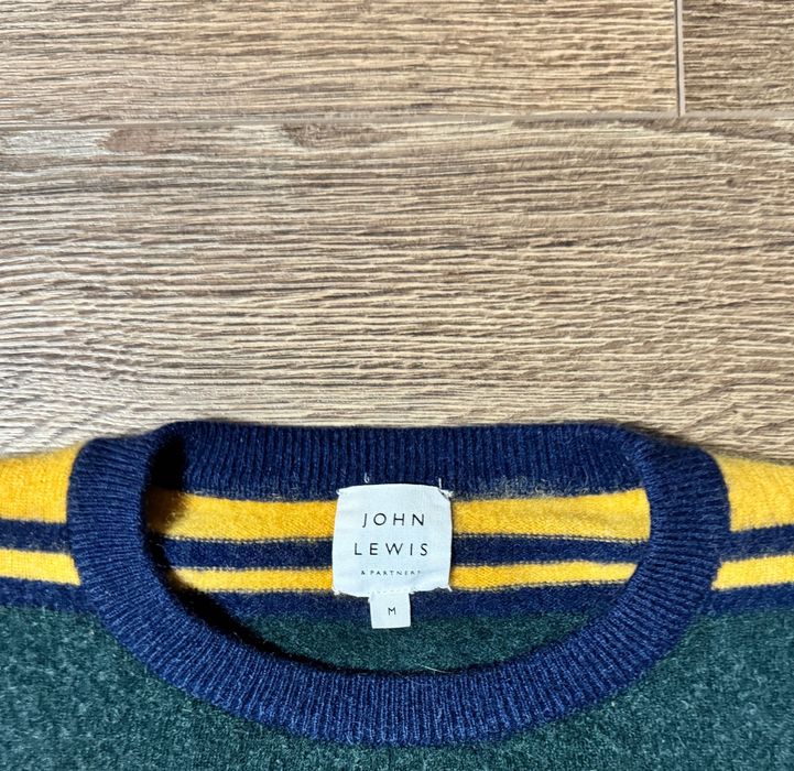 Кашемировый свитер John Lewis .