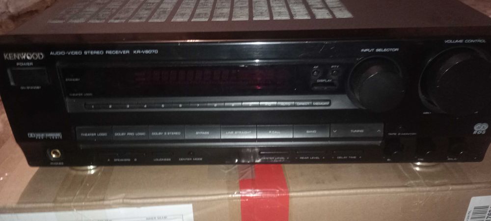 Amplituner Kenwood KR-V 6070