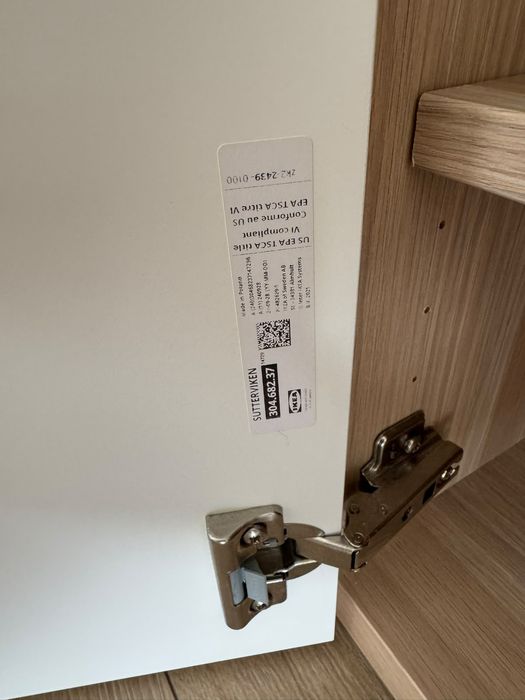 2 armários IKEA carvalho/ branco