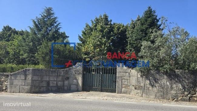 Prédio Misto |  Vila Emília | Mangualde