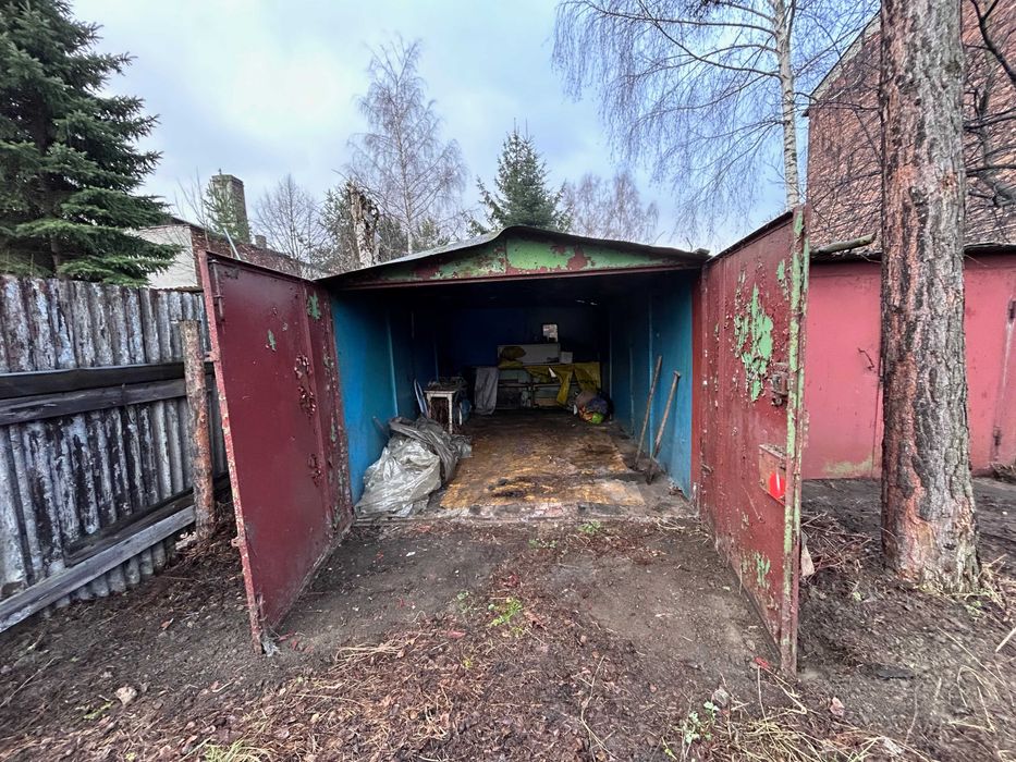 REZERWACJA Garaż i blaszak na działce ok.210 m² - Katowice, Równoległa (umowa dzierżawy od miasta) - - Widok 4
