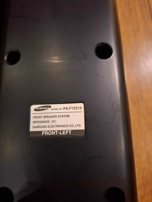 Głośniki Samsung HT-TZ315 – (2x przód, 1x tył) + Subwoofer