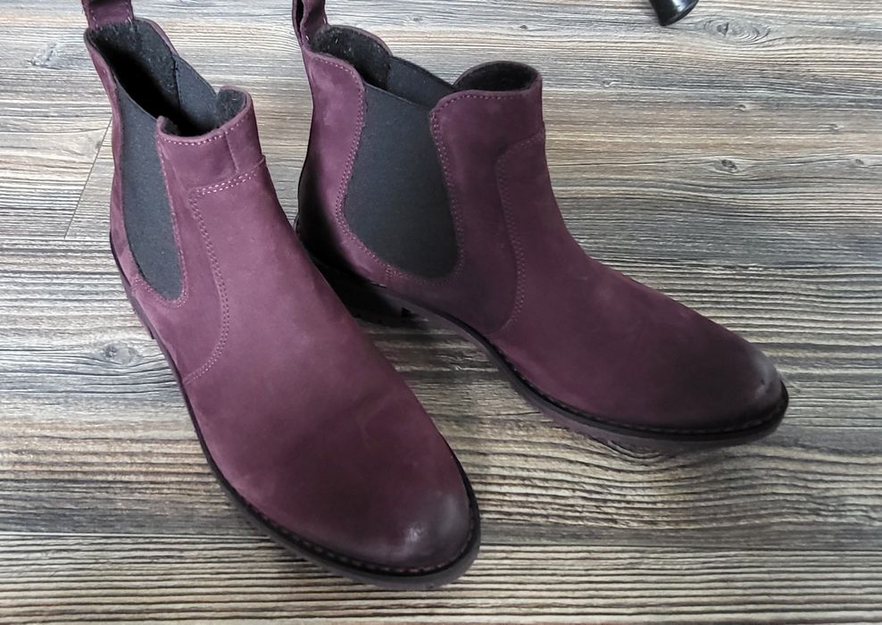 Sztyblety, buty damskie GINO ROSSI rozm. 39, bordowe,