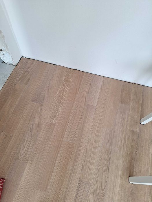 Dąb deska podłogowa jasna 14m2