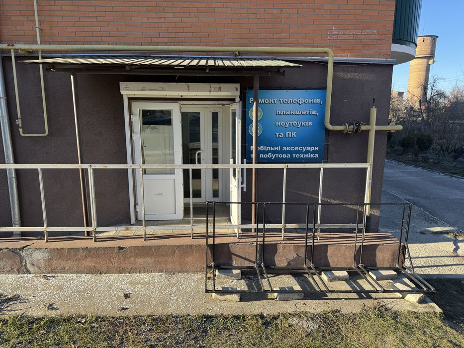 Сдам в оренду маназин площою 64кв.м