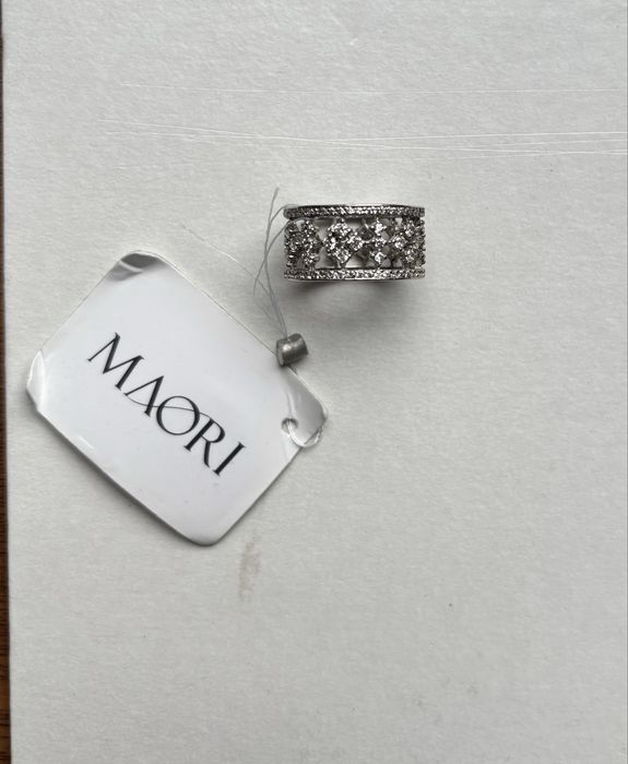 Каблучка срібна з цирконієм