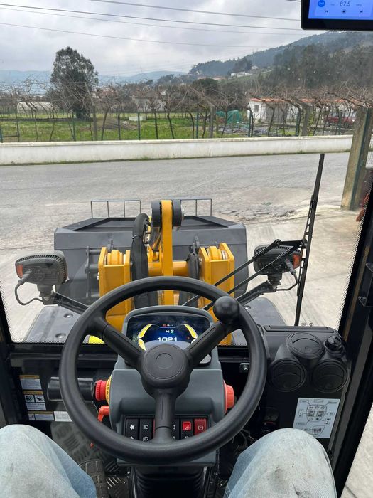 Pá carregadora Kubota h280 1m3