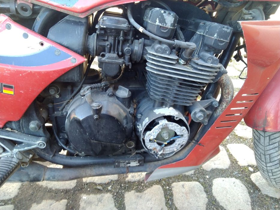 Kawasaki gpz 550 części ltd kz 400