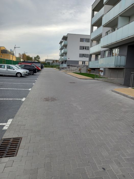 Sprzedam miejsce postojowe na ul.  depowej