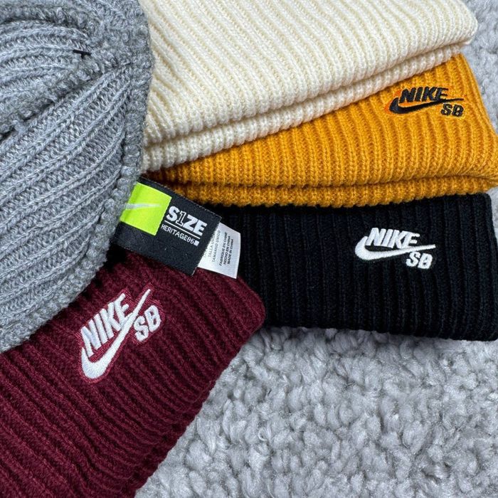 Шапки Nike SB.