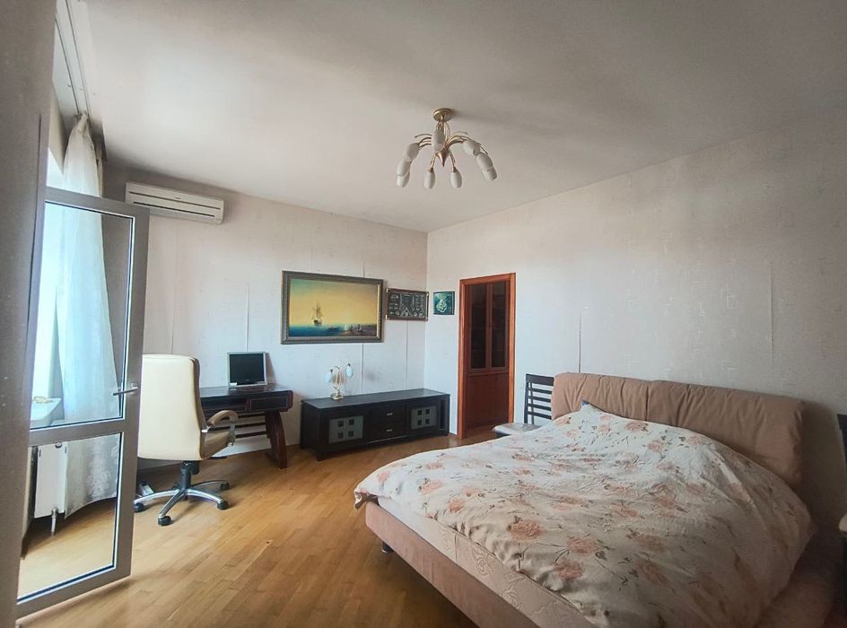 shev-03 . Двокімнатна 93кв.м в ЖК Капітан біля парку і моря.