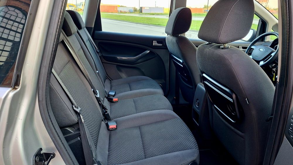 Ford C-Max Benzyna Titanium