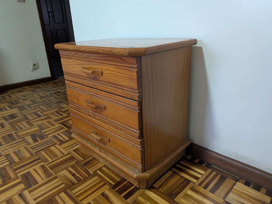 Quarto Madeira Pinho para Restauro