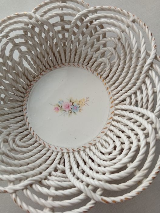 Stara ,mala patera porcelana Hiszpania