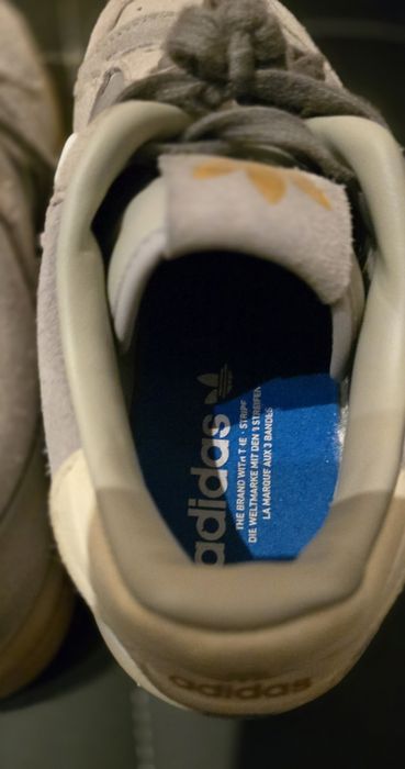 Ténis Adidas Rivalry Low