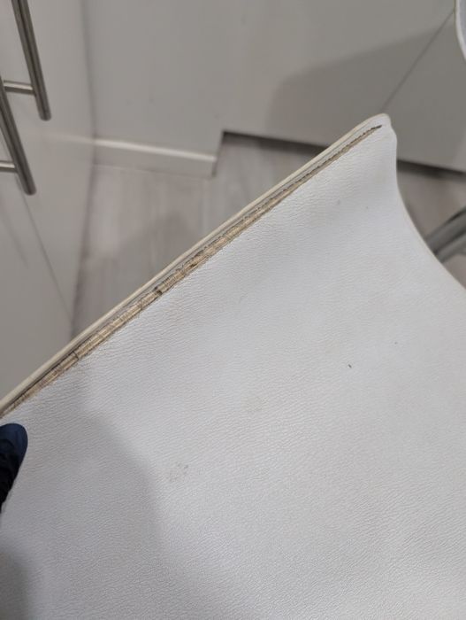 Par cadeiras altas bar brancas