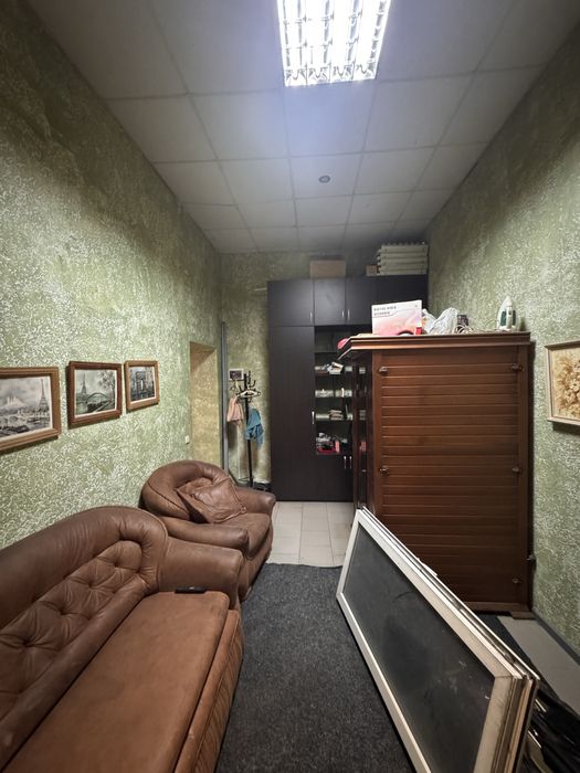 В продаже помещение (квартира) на красной линии пр-та Свободы! 109 м2