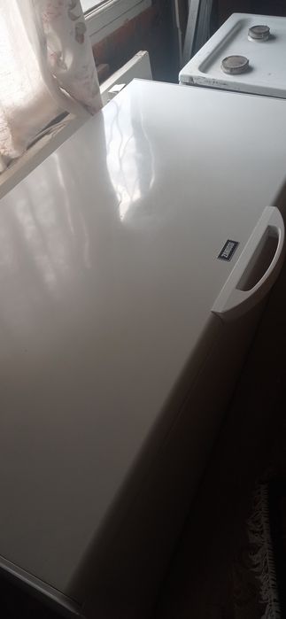 Морозильна камера ZANUSSI