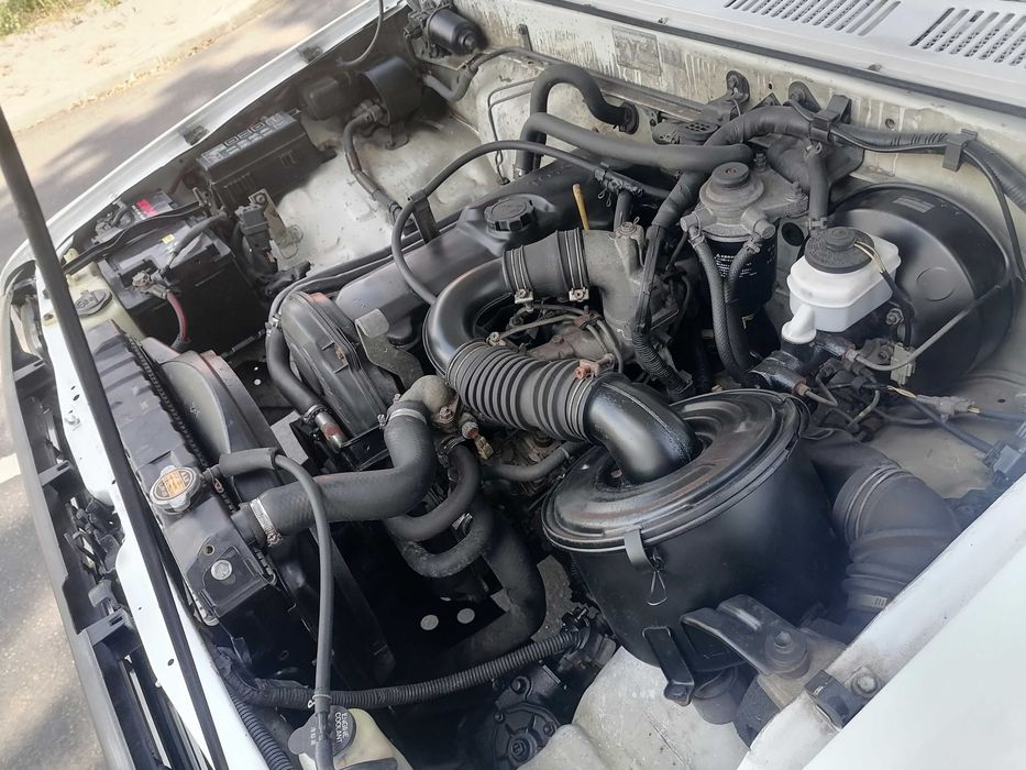 Toyota Hilux 2.4D 3 lugares