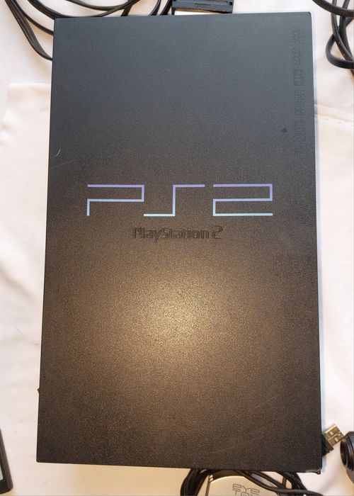 Playstation 2 com acessórios em perfeito estado | Maia