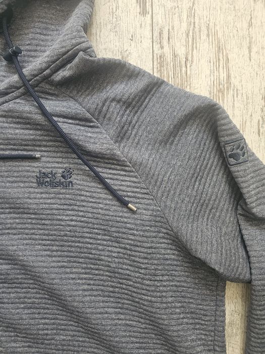 Jack Wolfskin толстовка.